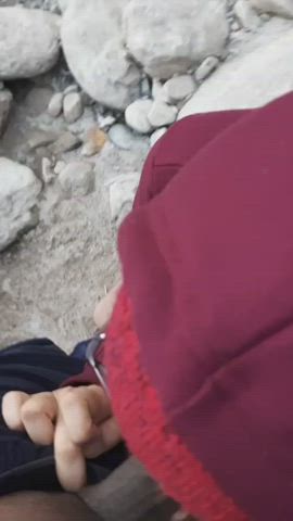 Public blowjob gets more fun and exciting with himalayan beauty all around.... 😍