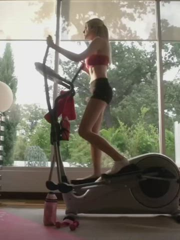 blonde celebrity legs clip