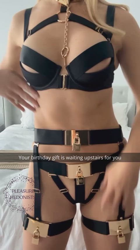 birthday caption cuckquean kinky lingerie wife captions snapchat-captions clip