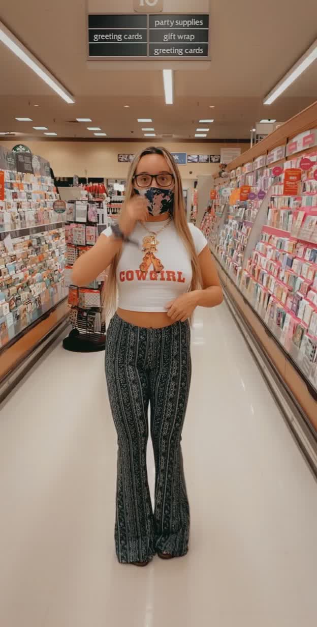 Flashing my boobs in Safeway ?