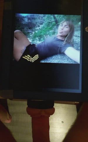 Cumtribute for this pretty babe