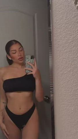 body boobs latina clip