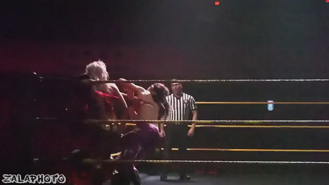 Alexa vs Bayley NXT house show