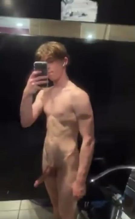 Big Dick Tiny Twink clip