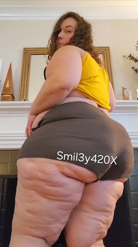 BBW GIF by smil3y420x