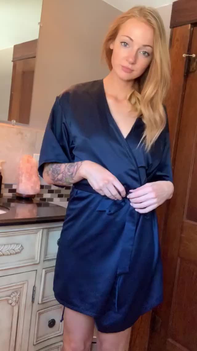 Inked blonde reveals whats under the robe
