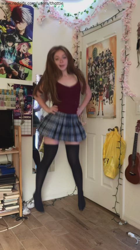 dancer dancing lapdance nylons redhead skirt stockings teen tights tiktok clip