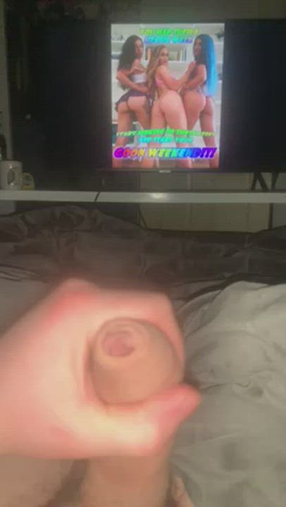 [kik is willgoon4you] off all weekend and looking to pump my cock to some porn fuel,