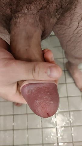 cum with me in the shower ?