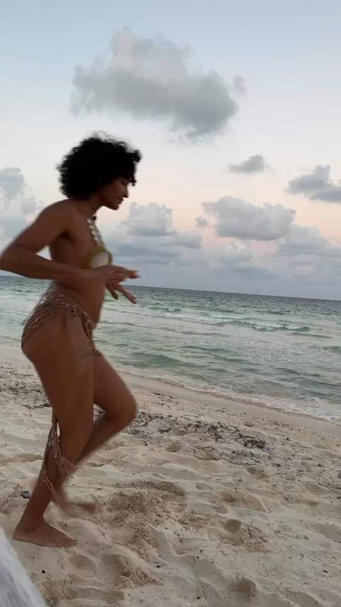 Indya Moore’s tight ass makes me explode instantly