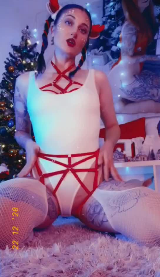 Rudolph in white fishnet stockings