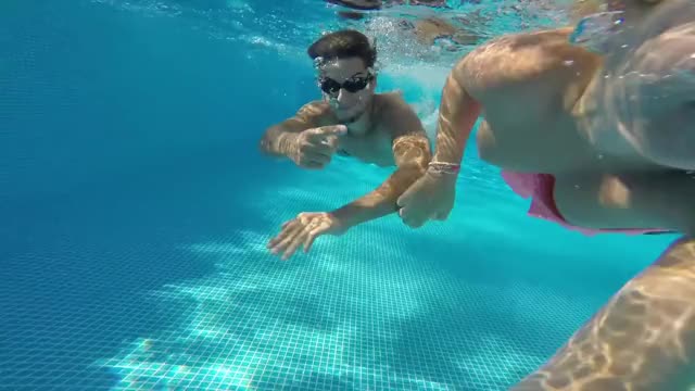 GoPro: POOL PARTY 2014