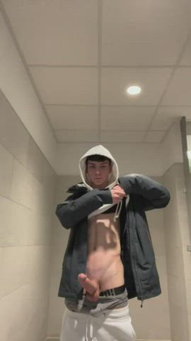 BWC Body Amateur Big Dick Thick Cock Public Bathroom Selfie clip