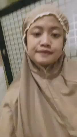 clit rubbing hijab malaysian nipple piercing rubbing clip