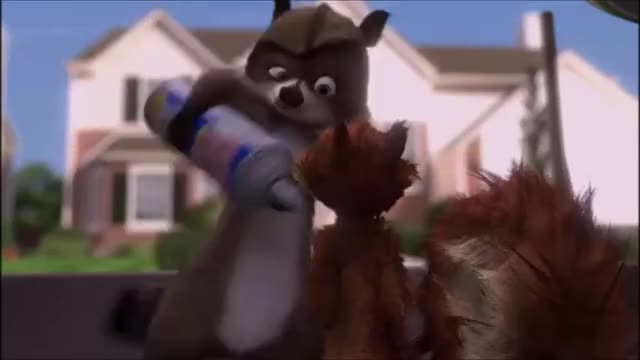 Over the Hedge - Squirrel Attack