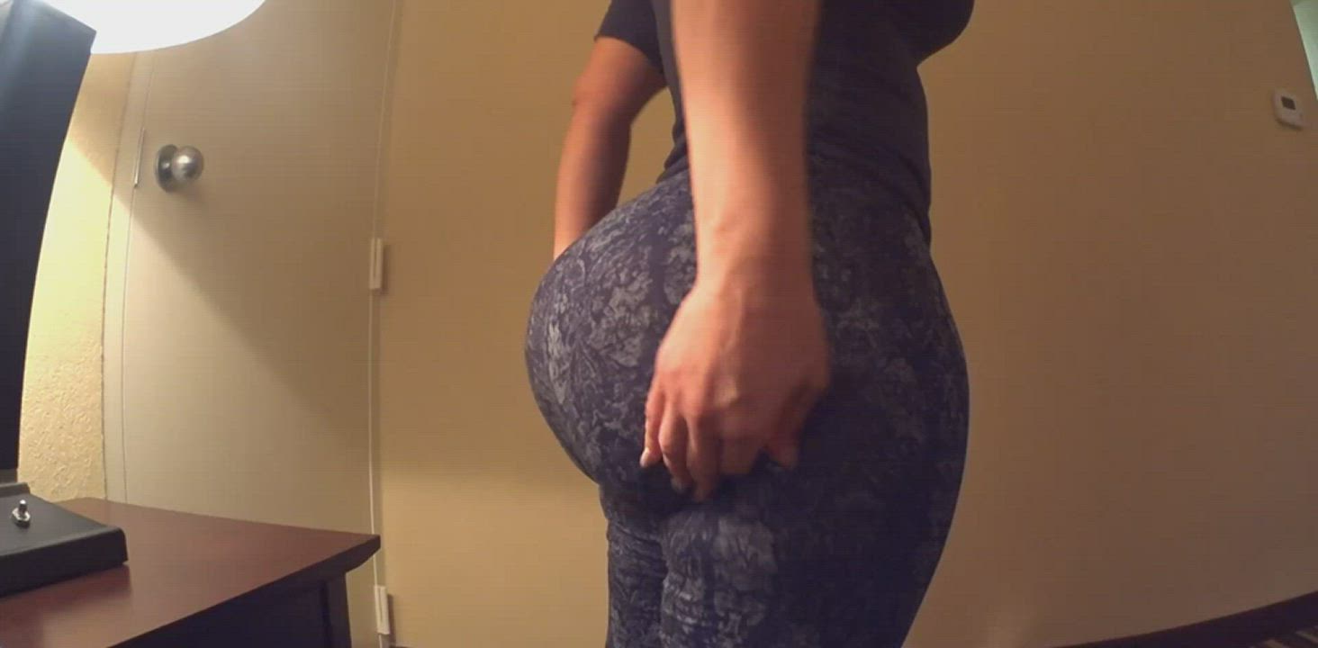 Big Ass Thick Twerking clip