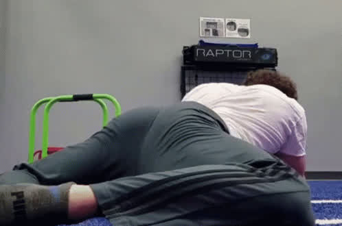 Bubble Butt Clothed Gay Teasing TikTok Workout clip