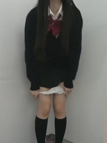 20 years old japanese schoolgirl teen clip