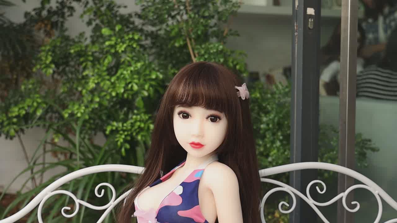 Dolly Little Lily Love Sex Doll clip