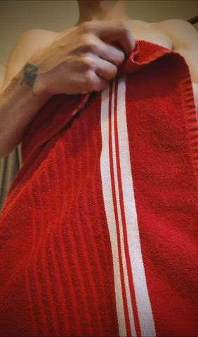 I got a big surprise for you behind my towel! Wanna feel it down your throat? 😈😏
