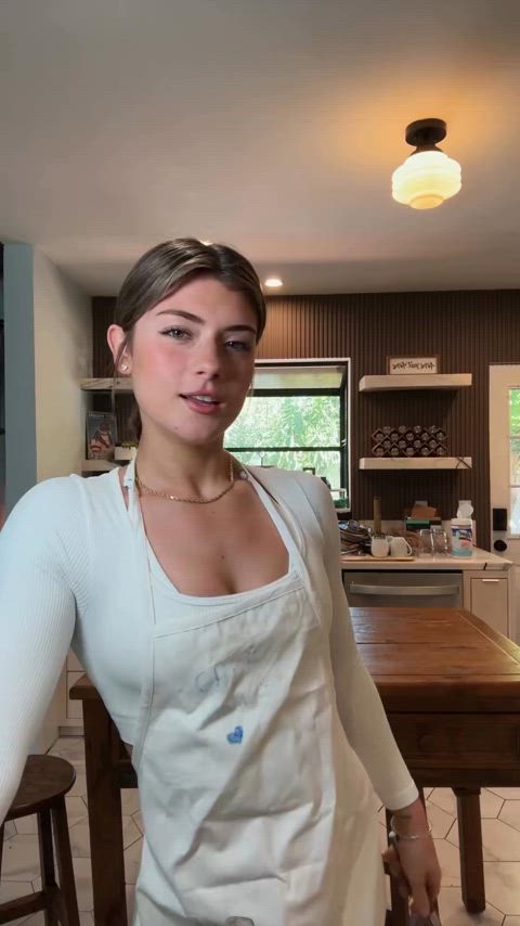 fit chicks food fetish kitchen tomboy wifey clip