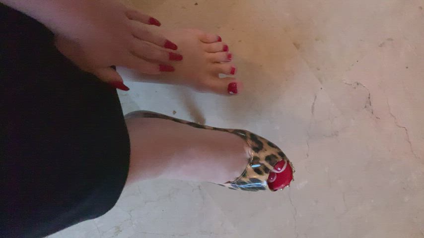 feet feet fetish nails clip