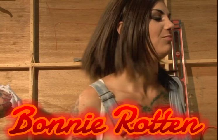 bonnie rotten squirt squirting toys clip