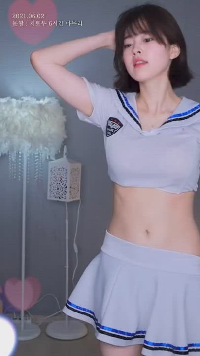 Asian Dancing Korean Webcam clip