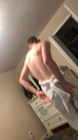 Ass Candid Gay Spy Towel Twink clip