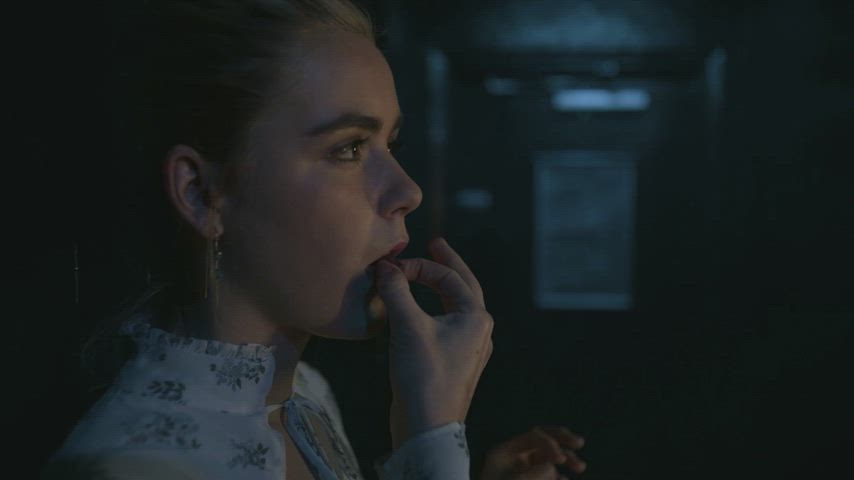 kiernan shipka panties pussy clip