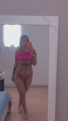 Big Tits Brunette Curvy Latina Model Tattoo Webcam clip
