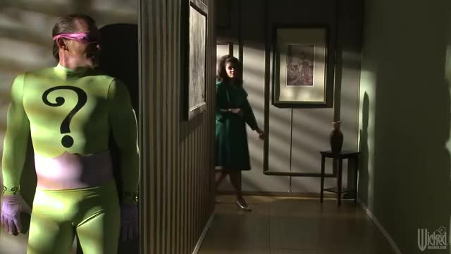 The Riddler's kidnapped a slut! She offers up her butt!