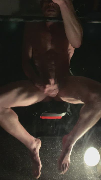 [m] Cum do a workout with me