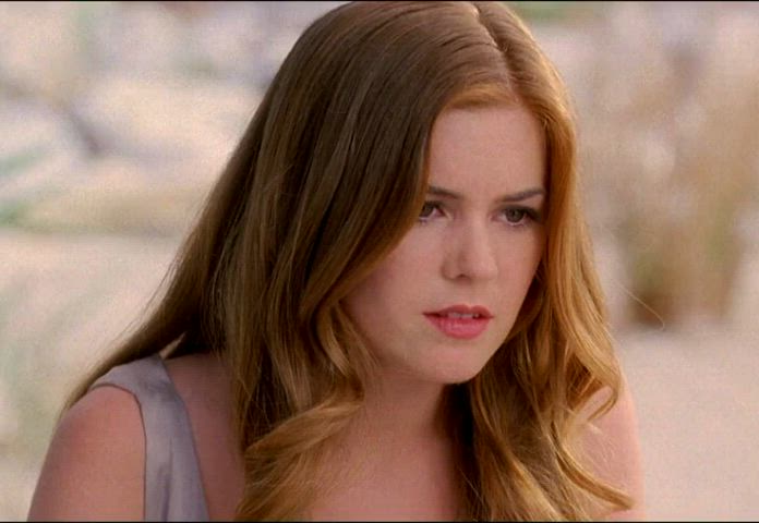 celebrity female isla fisher clip