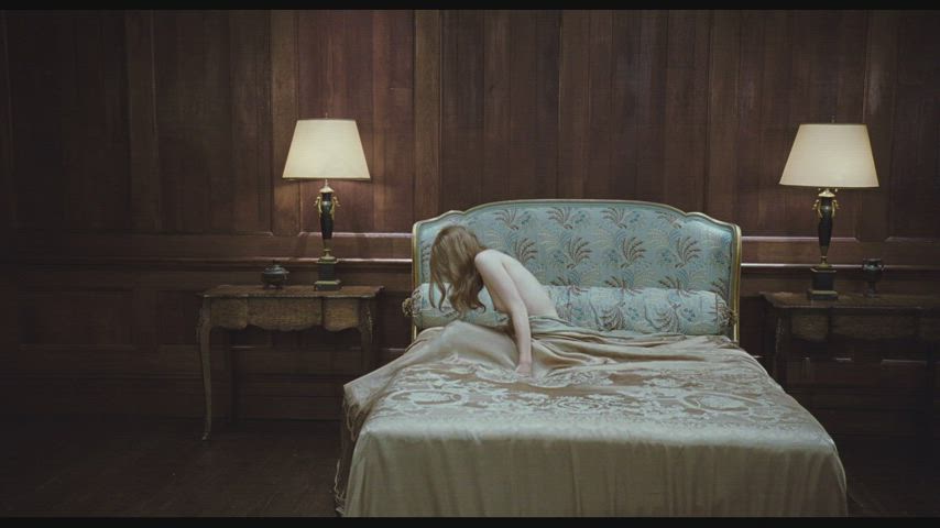 Celebrity Cinema Emily Browning Nudity clip
