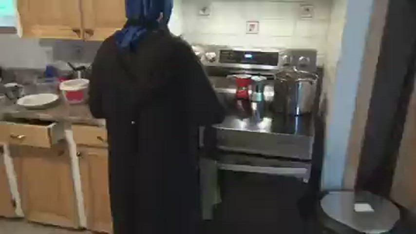 amateur arab big ass big tits couple hijab kitchen milf wife clip