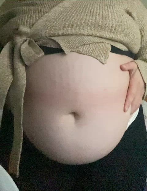 love playing with my big belly