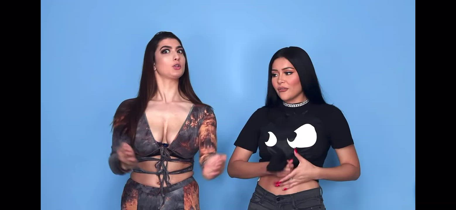 Boobs Bouncing Tits Teen clip
