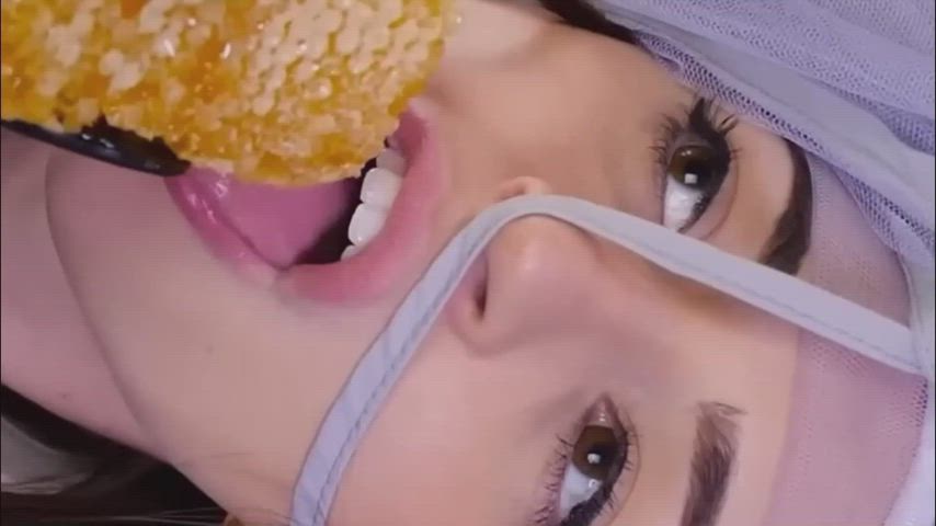 gamer girl hottie tongue clip