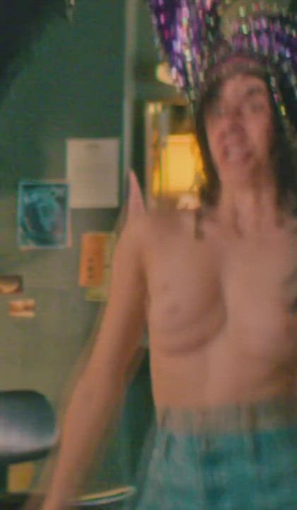 Alison Brie Naked Nude clip