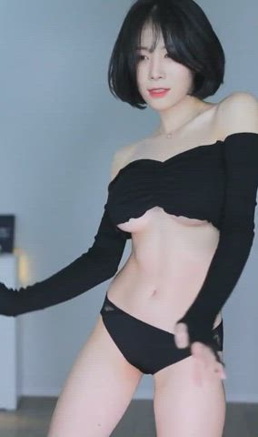 asian big tits dancing erect nipples fake boobs fake tits korean nipples tits clip