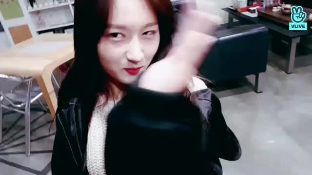 V LIVE - [드림캐쳐] 싱니와 커피 한 잔 할까요- 36