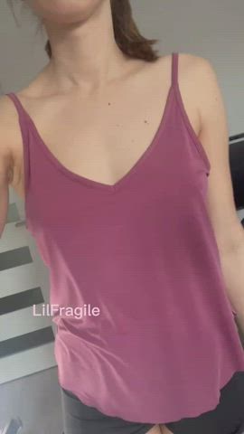 braless tank top top clip