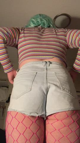 What do you think of my new booty shorts? ☺️