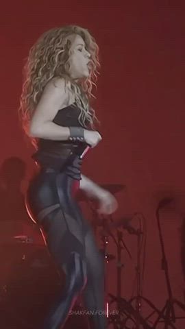 ass big ass blonde booty dancing latina leggings shaking shakira twerking clip