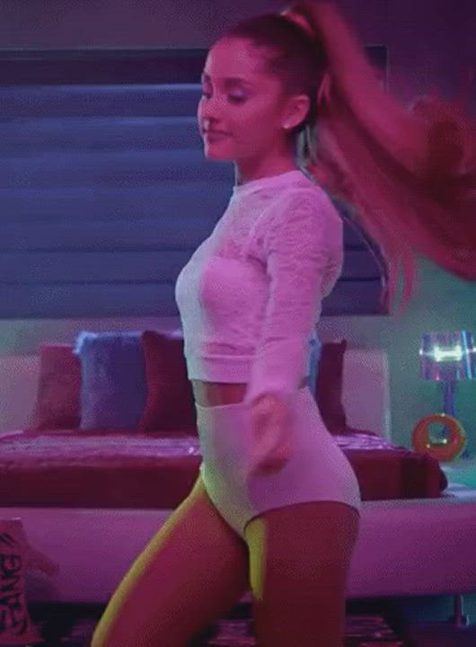 Ariana Grande Celebrity Seduction clip