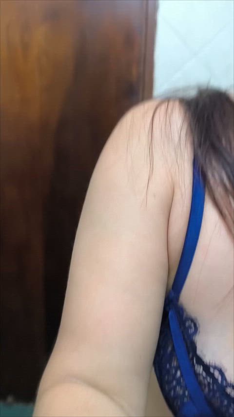 Appreciate the softness of my armpits, do you like them?