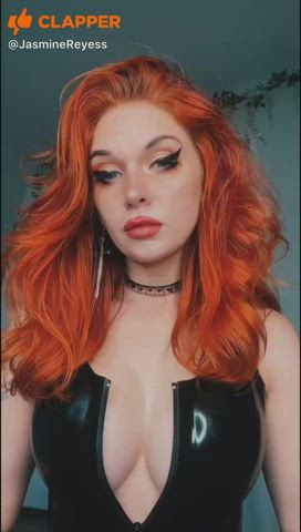 pretty redhead selfie clip