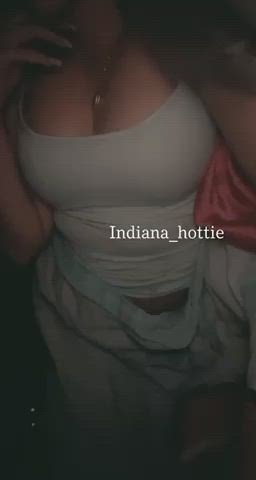 Mindfucking you betas with cleavage &amp; middle finger. Now open those wallets