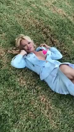 Pamela Anderson Nip Slip GIF!